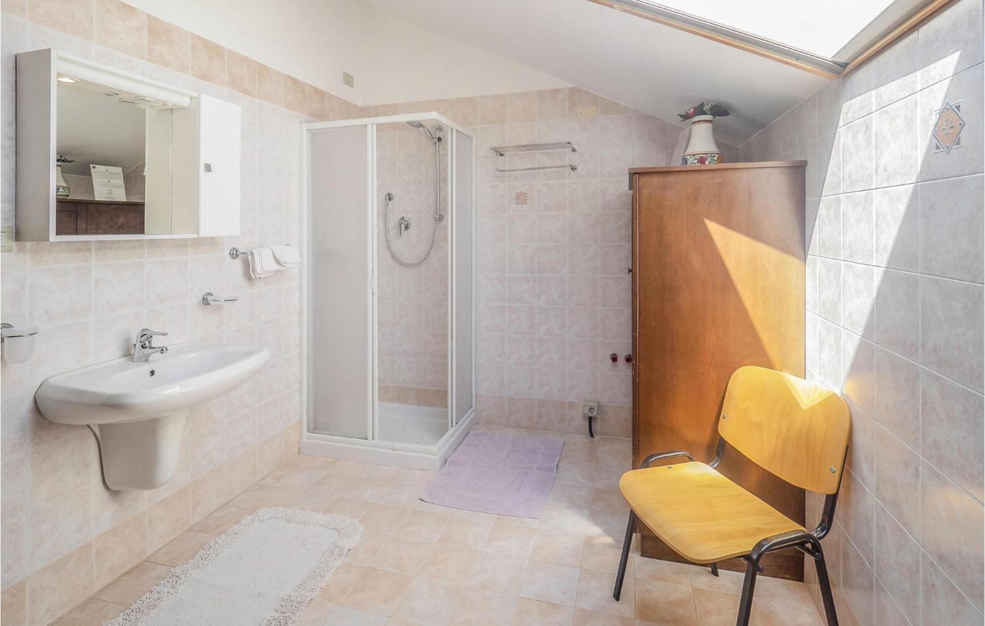 Awesome Home In Ariano Nel Polesine With Kitchen San Basilio 客房 照片